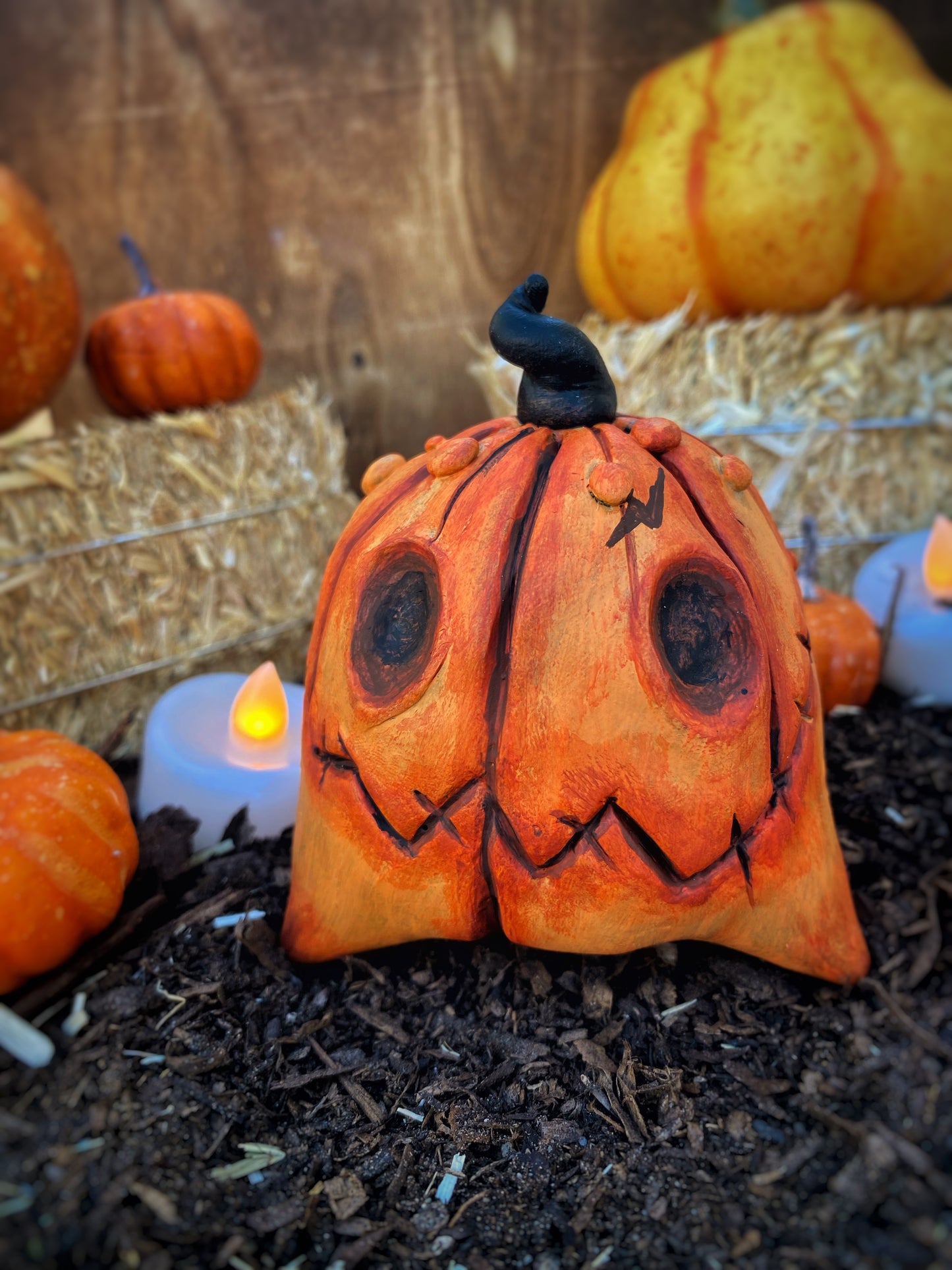 Harry the Pumkin Puppy Sculpture 🎃